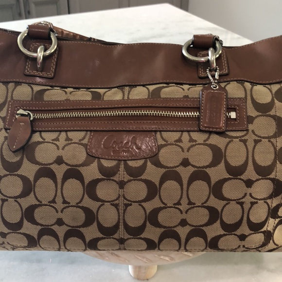 Coach bag! Gently loved in good condition! - Picture 2 of 9